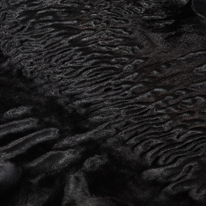 swakara_dark_359-kvadrat.jpg